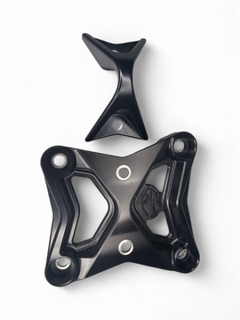 6 Bolt XL Radius Rod Plate with Tow Hook Black (Fits: Can-Am Maverick X3  2017+)