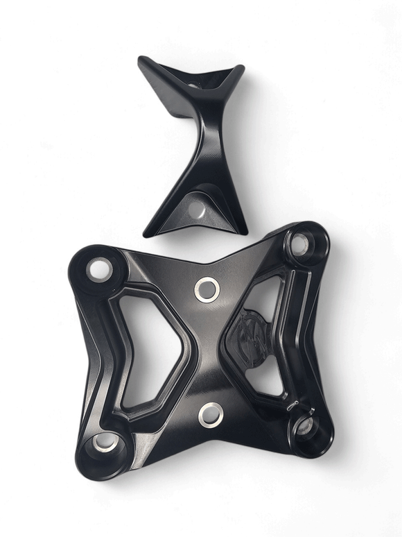 6 Bolt XL Radius Rod Plate with Tow Hook Black (Fits: Can-Am Maverick X3  2017+)