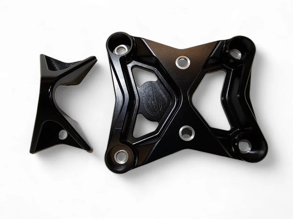 ELEKTRIC OFFROAD 2017-2021 Can Am X3 Maverick EOD Radius Rod Plate with Tow Hook Black